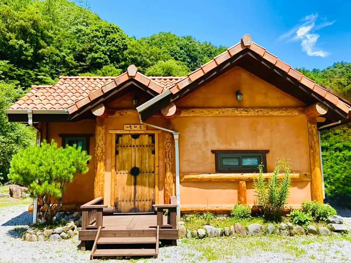 꽃내음 객실 이미지